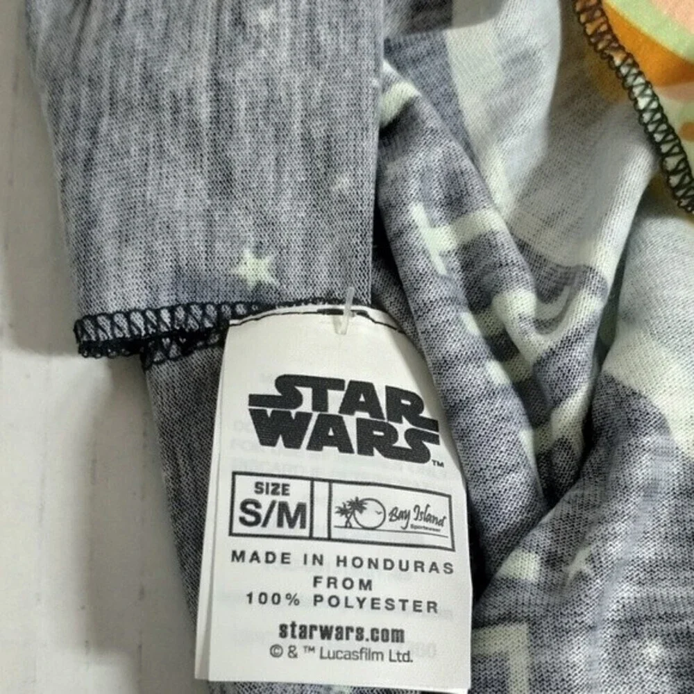 Disney's  Star Wars Mandalorian Baby Yoda Dog/ Pet Bandana size‎ Sm
